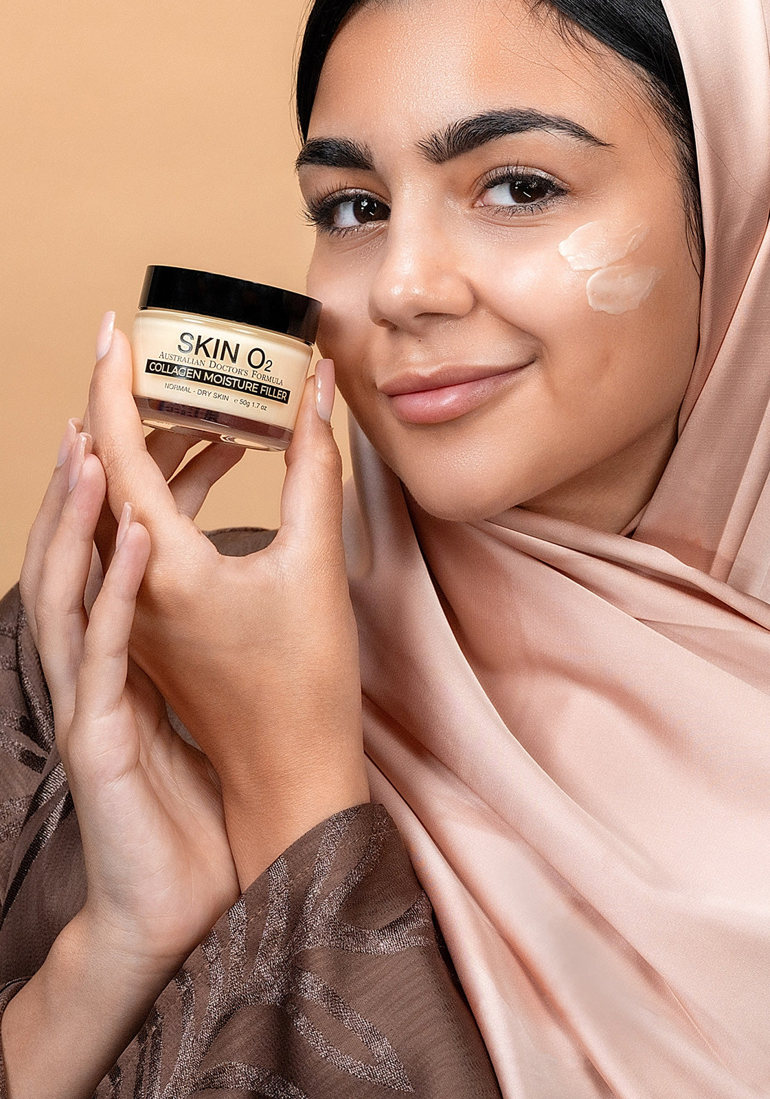 حشو رطوبة الكولاجين