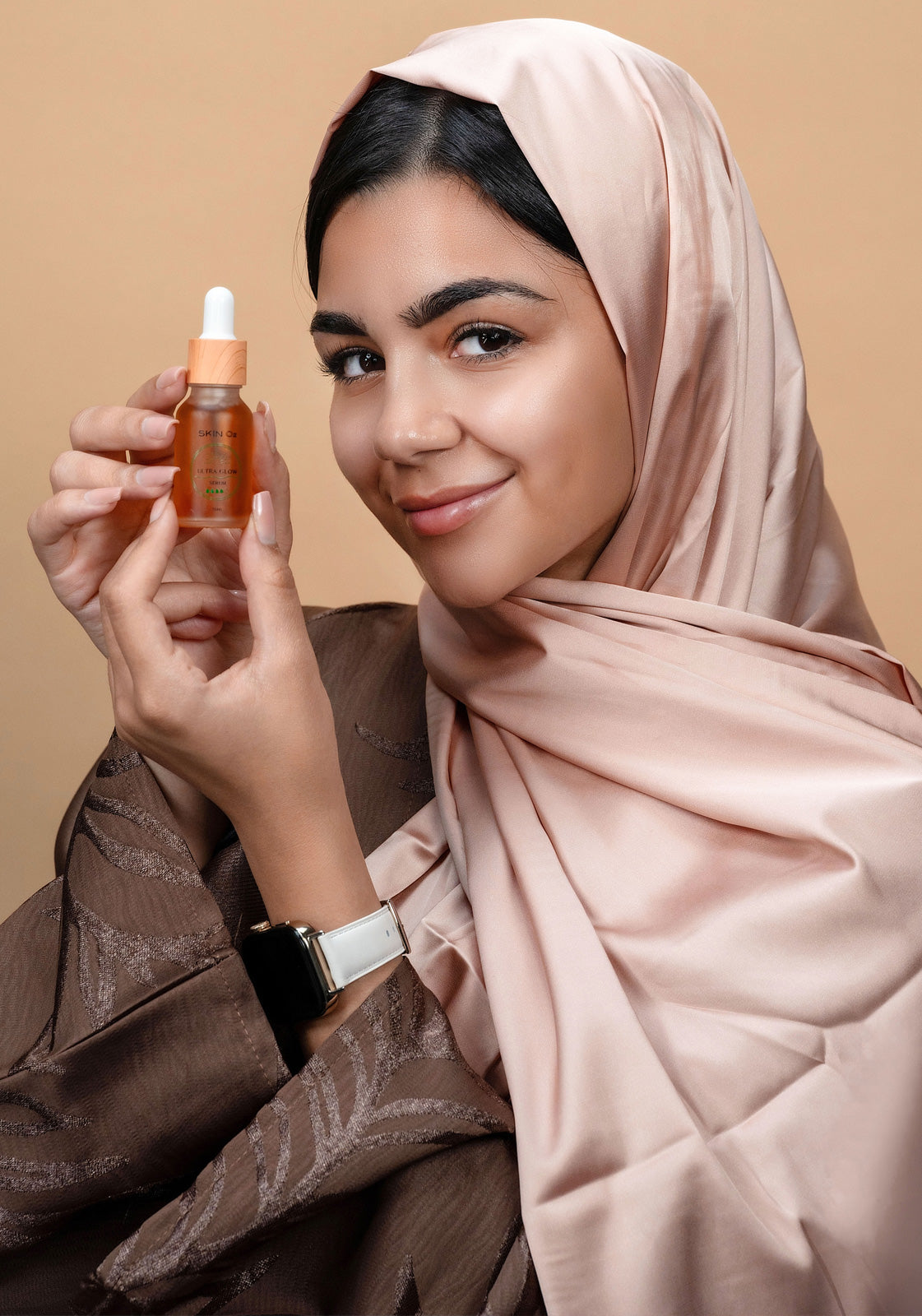 سيروم فائق التوهج + قناع الببتيد مجانًا